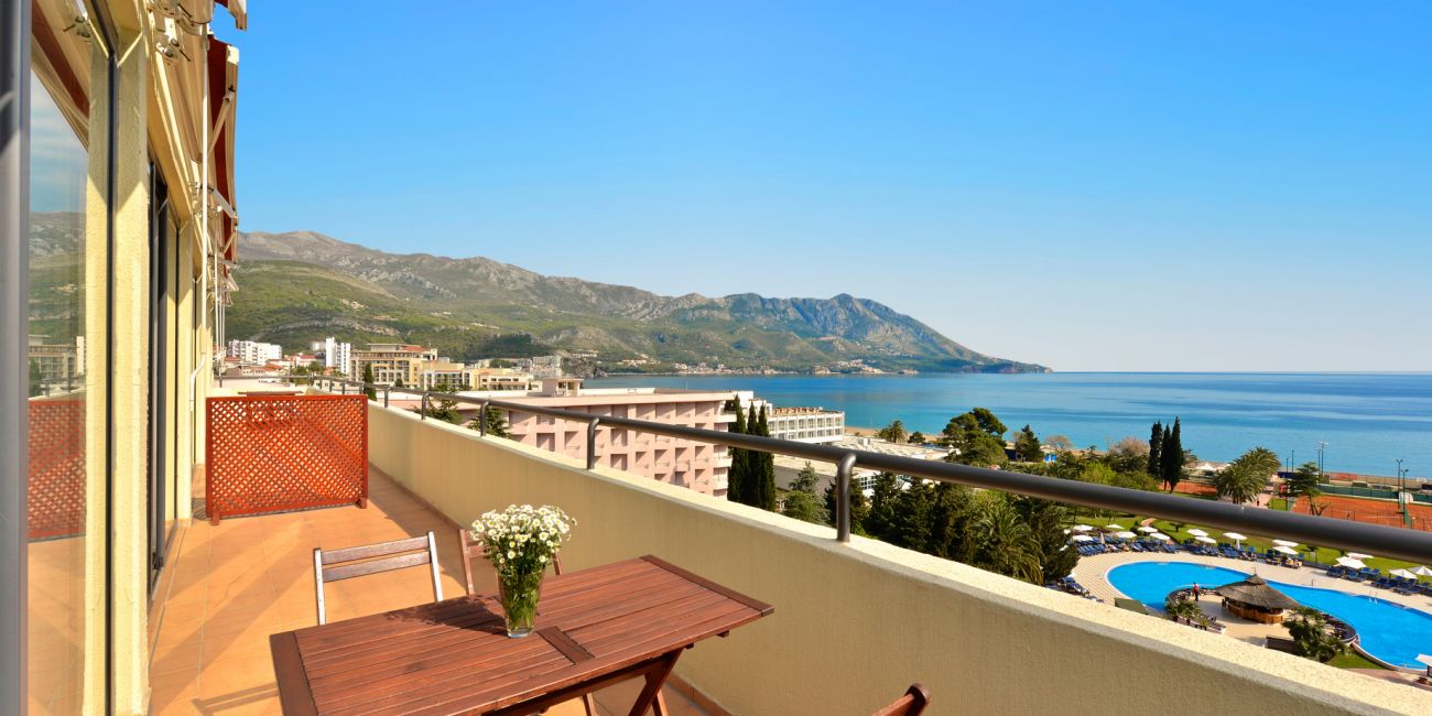 Hotel Iberostar Bellevue 4*  Becici 