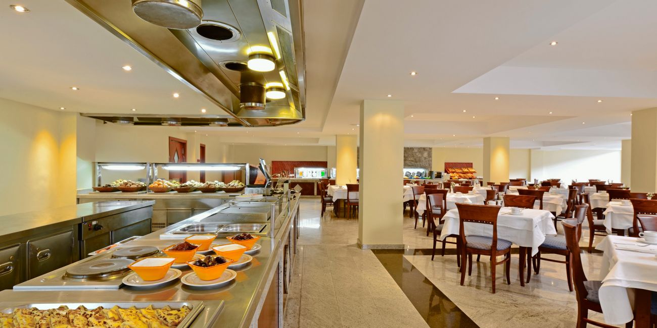 Hotel Iberostar Bellevue 4*  Becici 