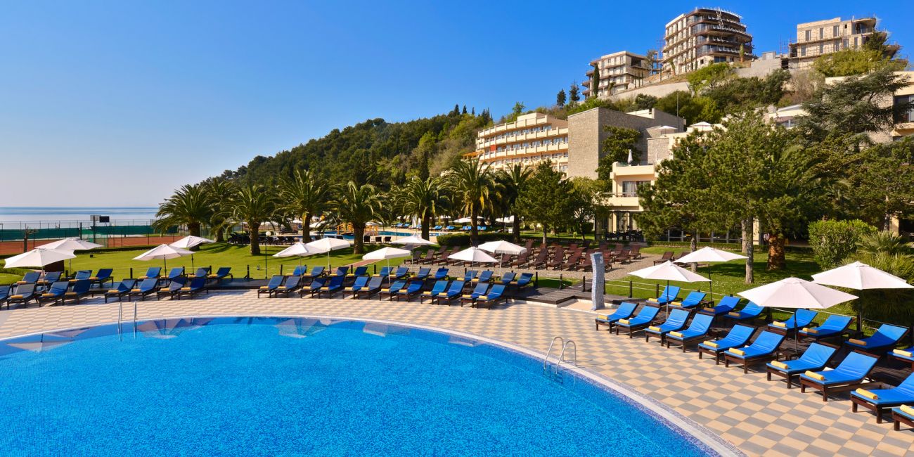 Hotel Iberostar Bellevue 4*  Becici 