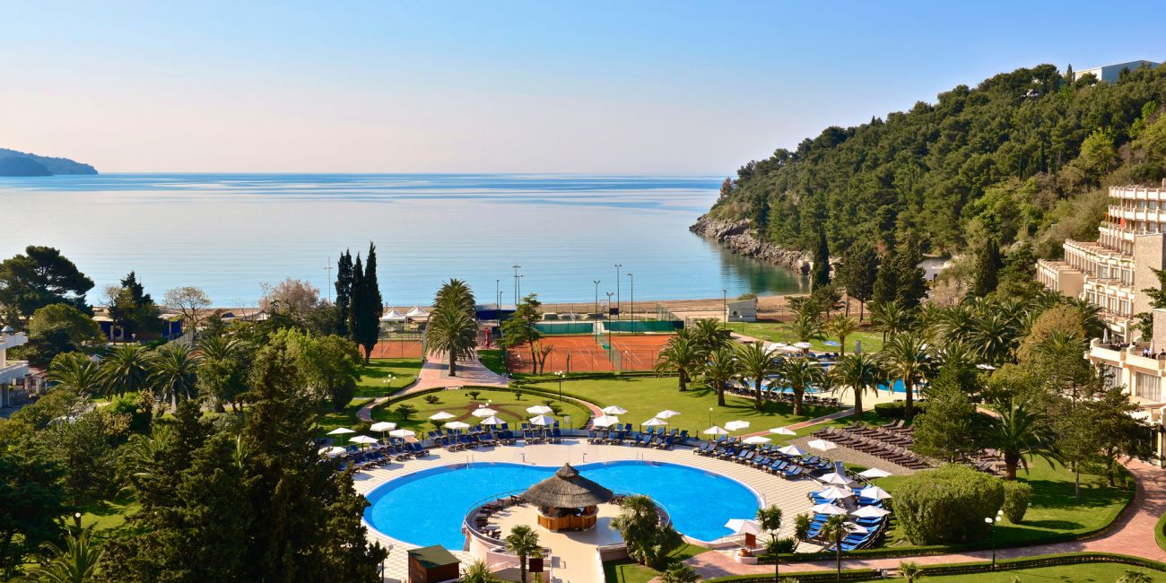 Hotel Iberostar Bellevue 4*  Becici 