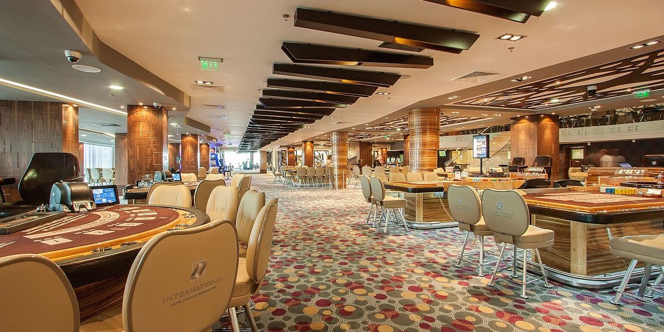 Hotel International Casino & Tower Suites 5* Nisipurile de Aur 
