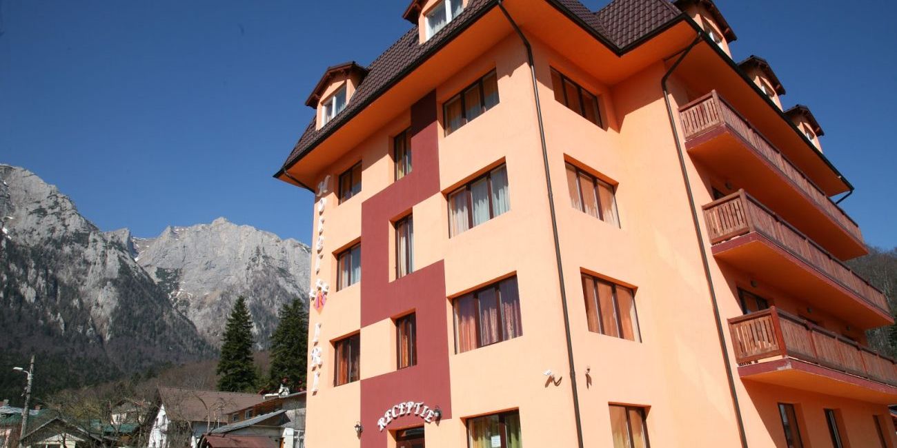 Hotel Iri 3*  Busteni 