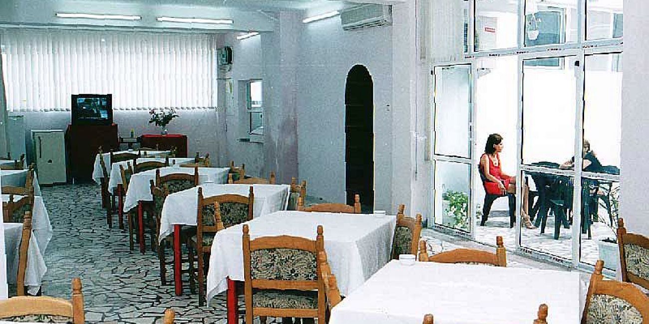 Hotel Iunona 3*  Costinesti 