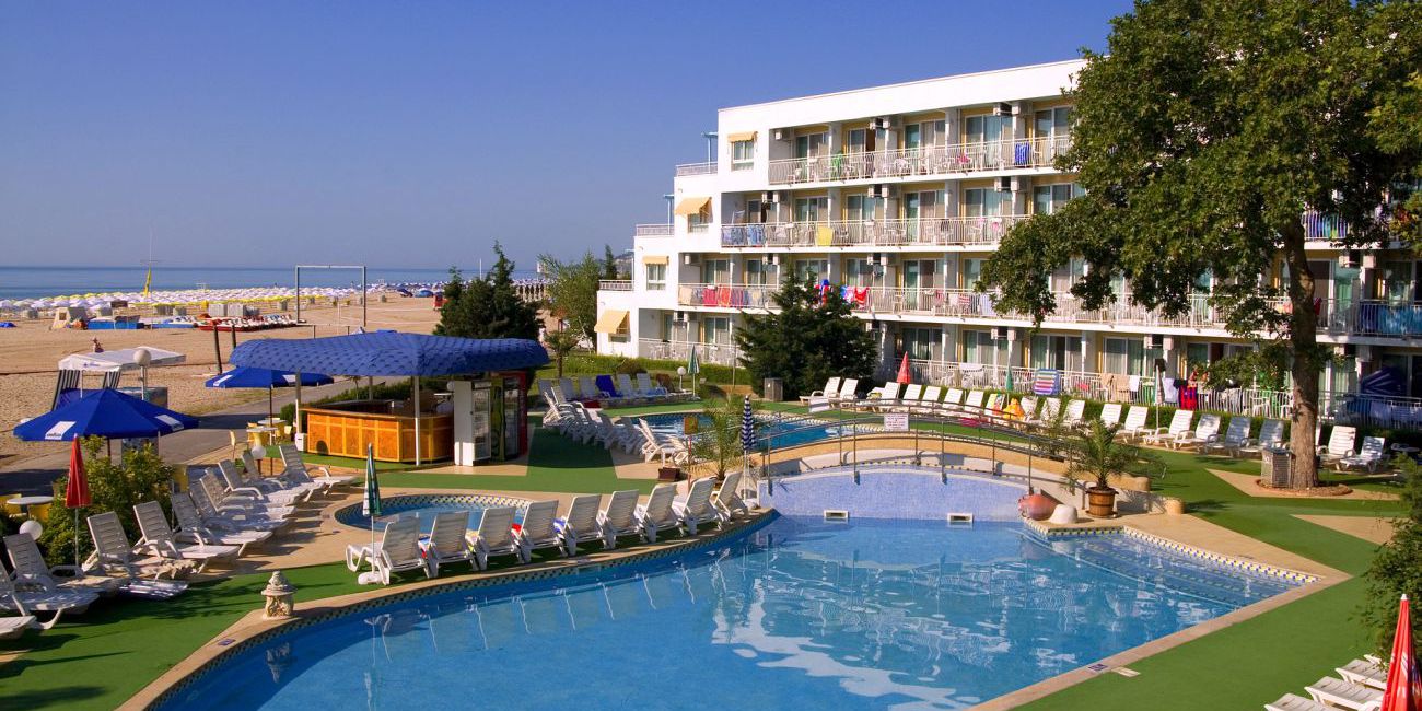 Hotel Kaliopa 3*  Albena 