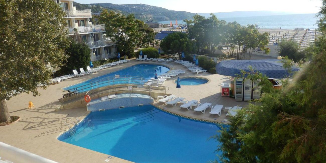 Hotel Kaliopa 3*  Albena 