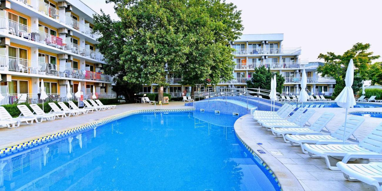 Hotel Kaliopa 3*  Albena 