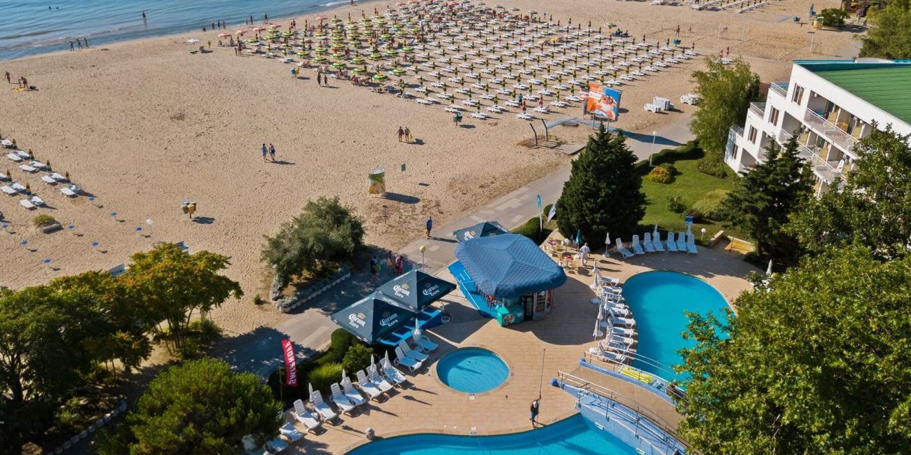 Hotel Kaliopa 3*  Albena 