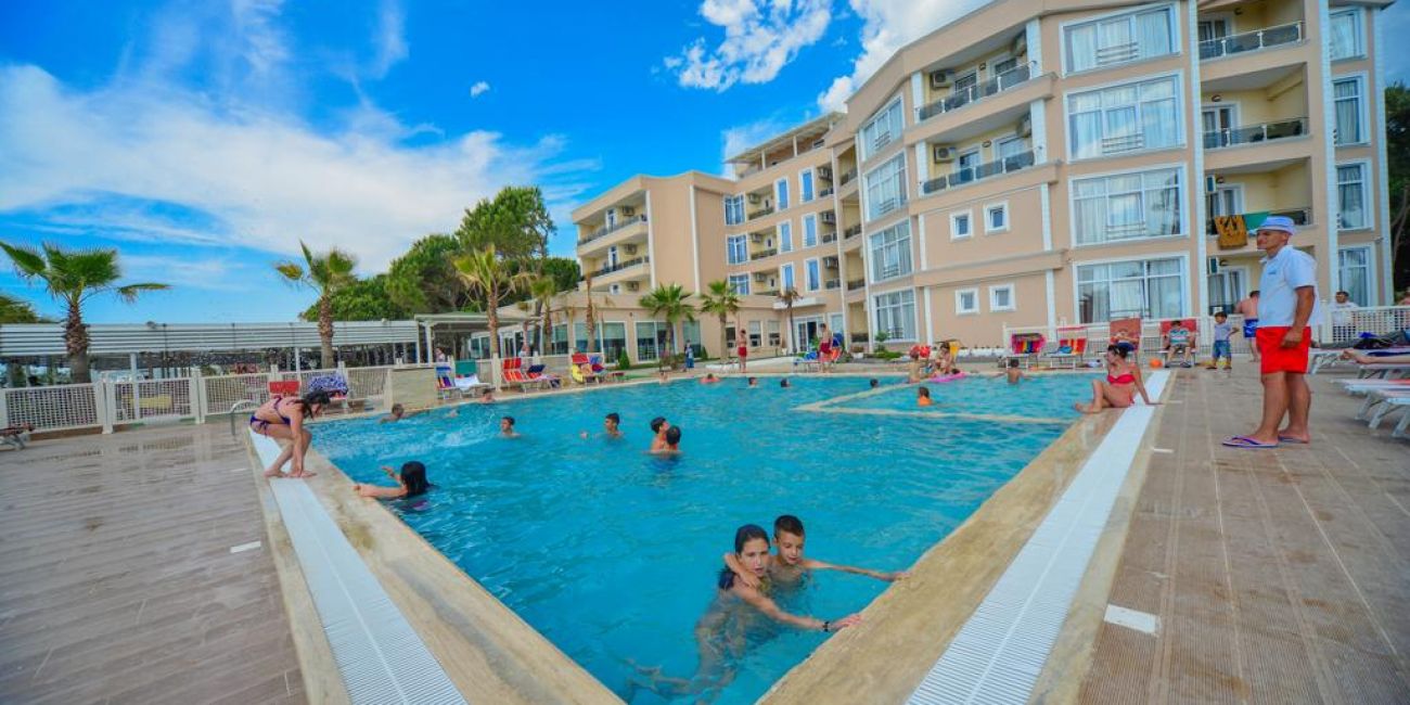 Hotel Klajdi 4* Durres 