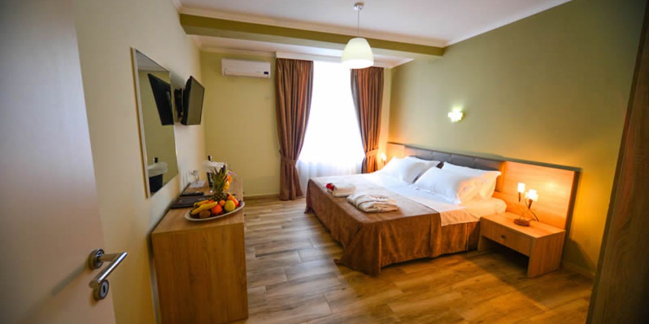 Hotel Klajdi 4* Durres 