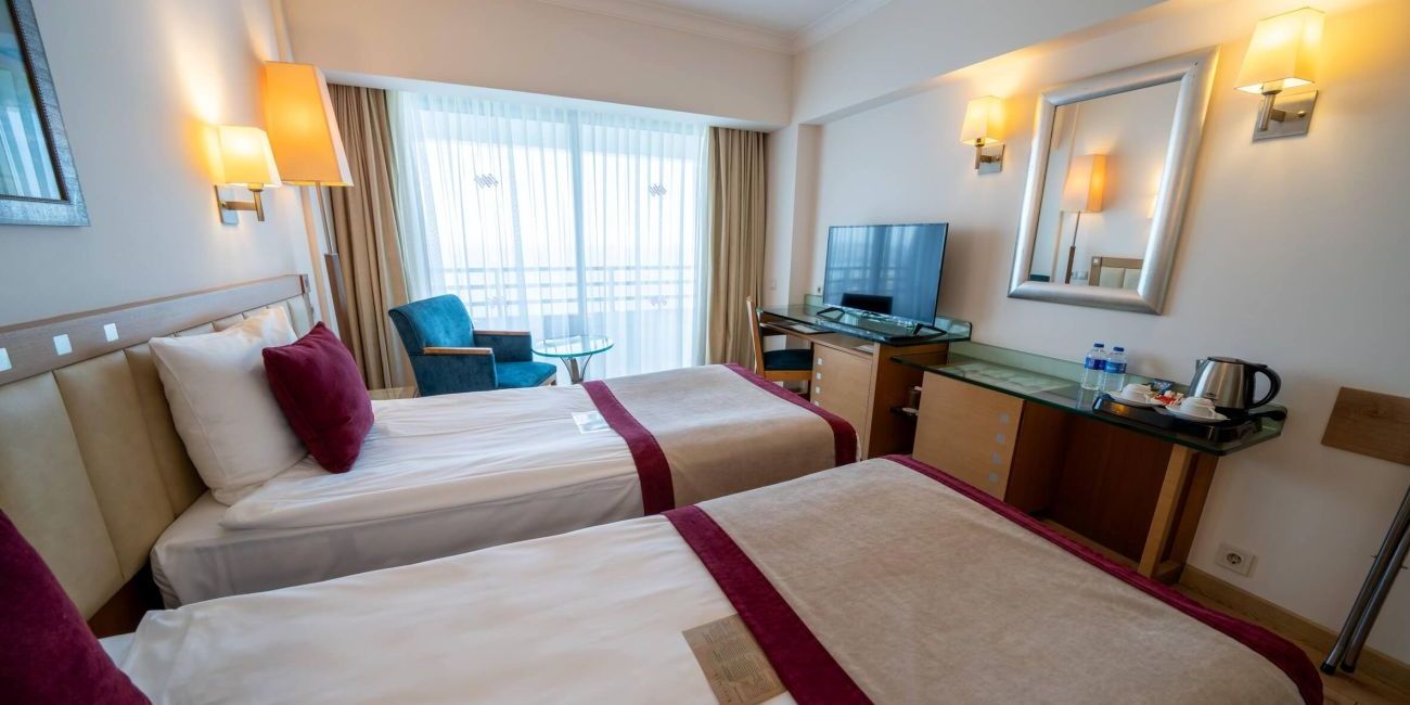 Hotel Korumar Deluxe 5* Kusadasi 