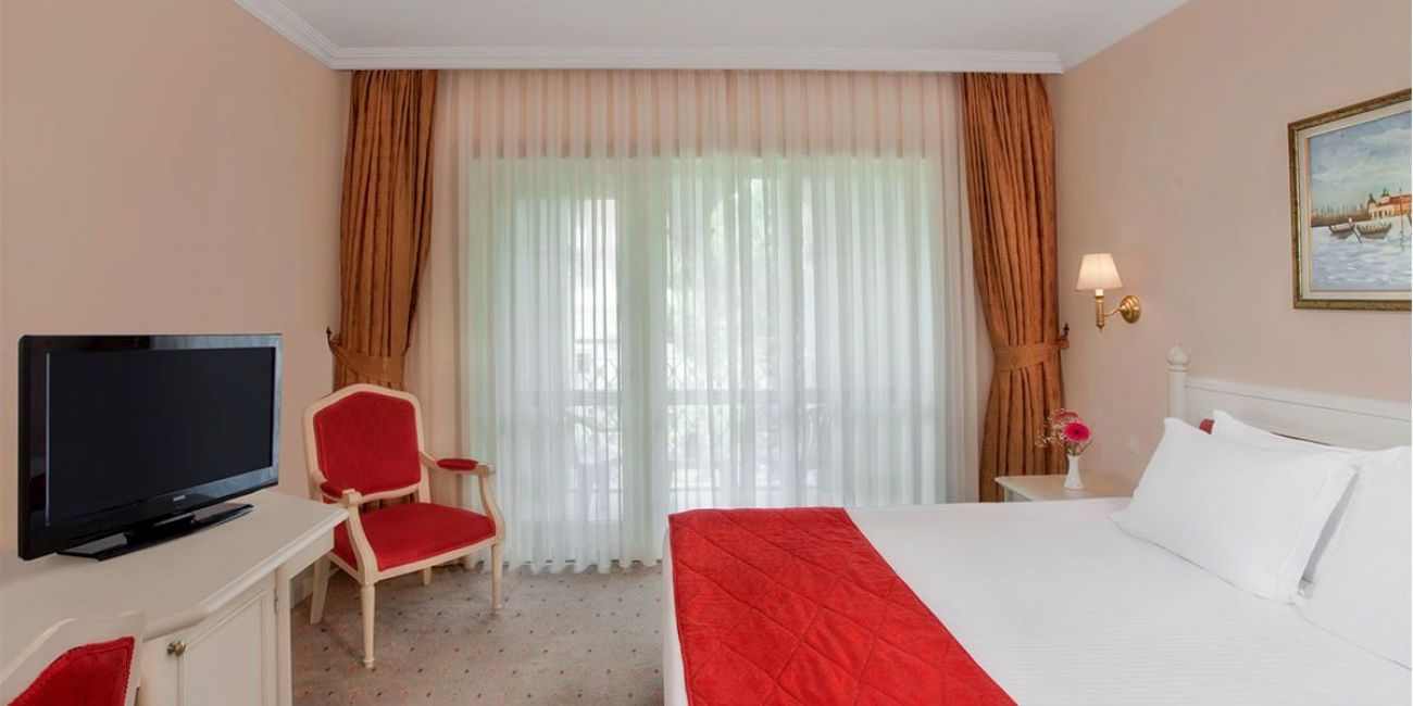 Hotel Kremlin Palace 5*  Antalya - Kundu 