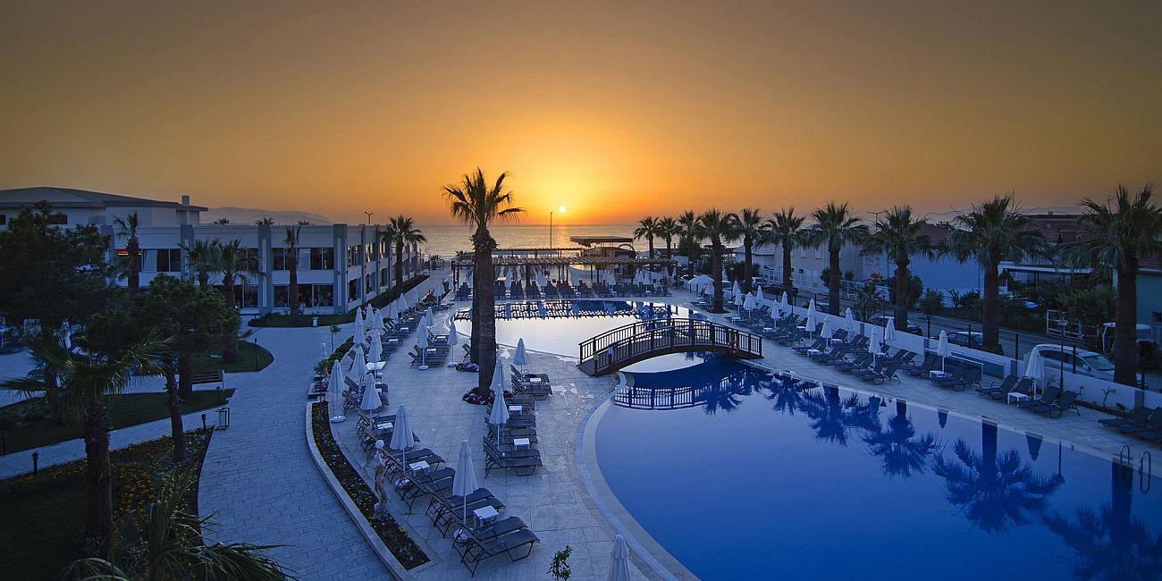 Hotel Kusadasi Palm Wings Beach Resort & Spa 5* Kusadasi 