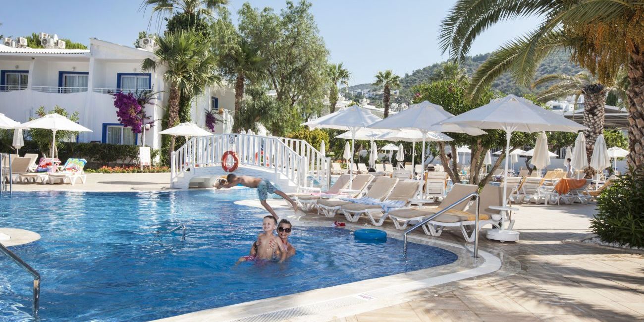 Hotel Labranda TMT Bodrum  5*  Bodrum 