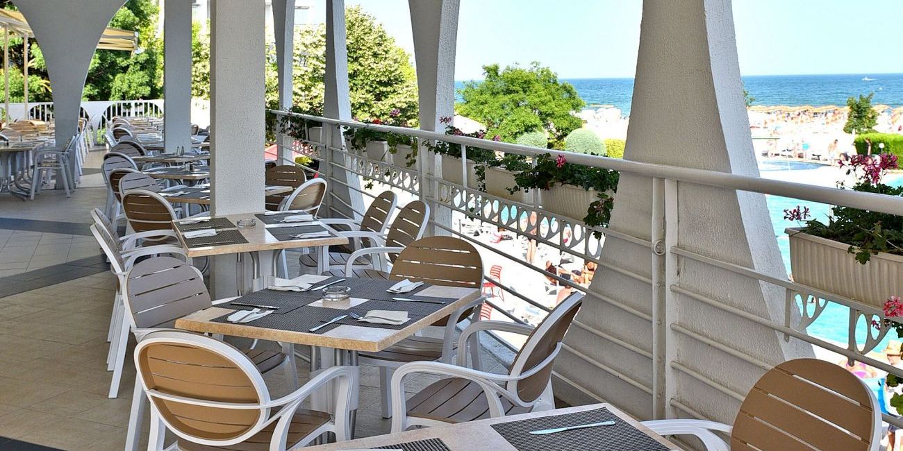 Hotel Laguna Beach 4*  Albena 