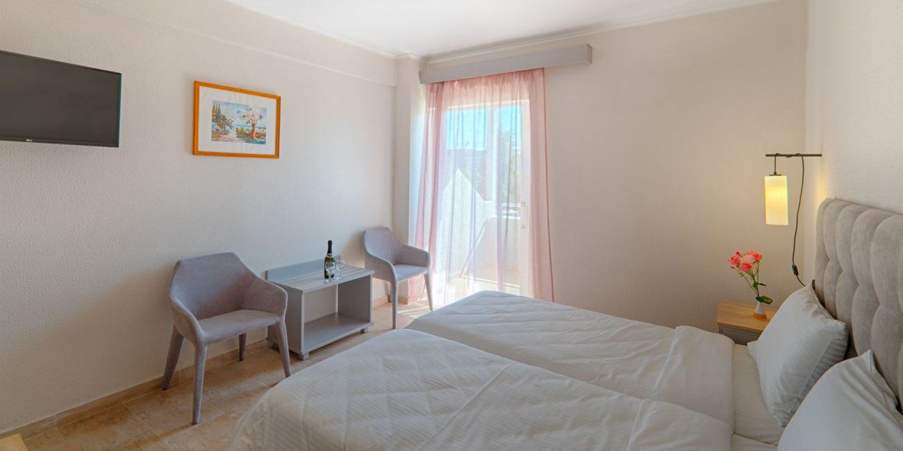 Hotel Livadi Nafsika 3*(Adults Only) Corfu 