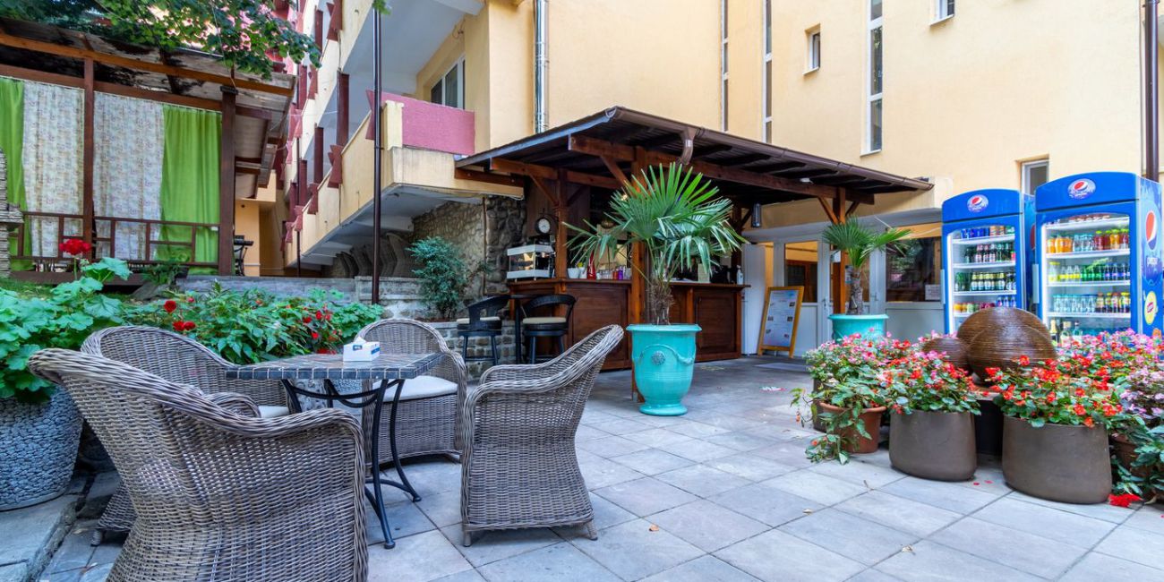 Hotel Livadia 3*  Baile Olanesti 