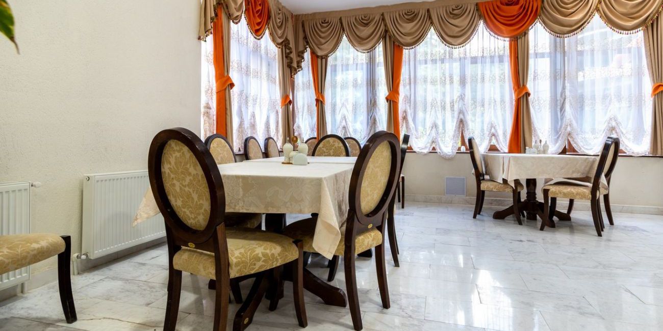 Hotel Livadia 3*  Baile Olanesti 