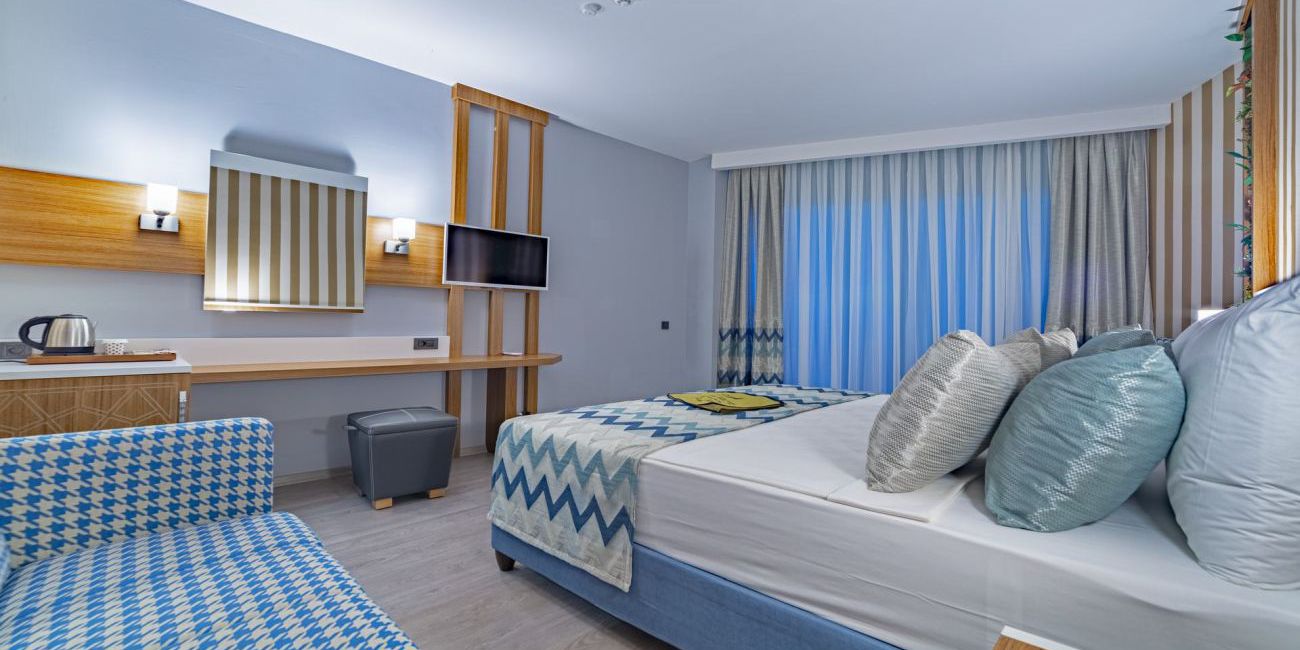 Hotel Lonicera Premium 4*  Alanya 