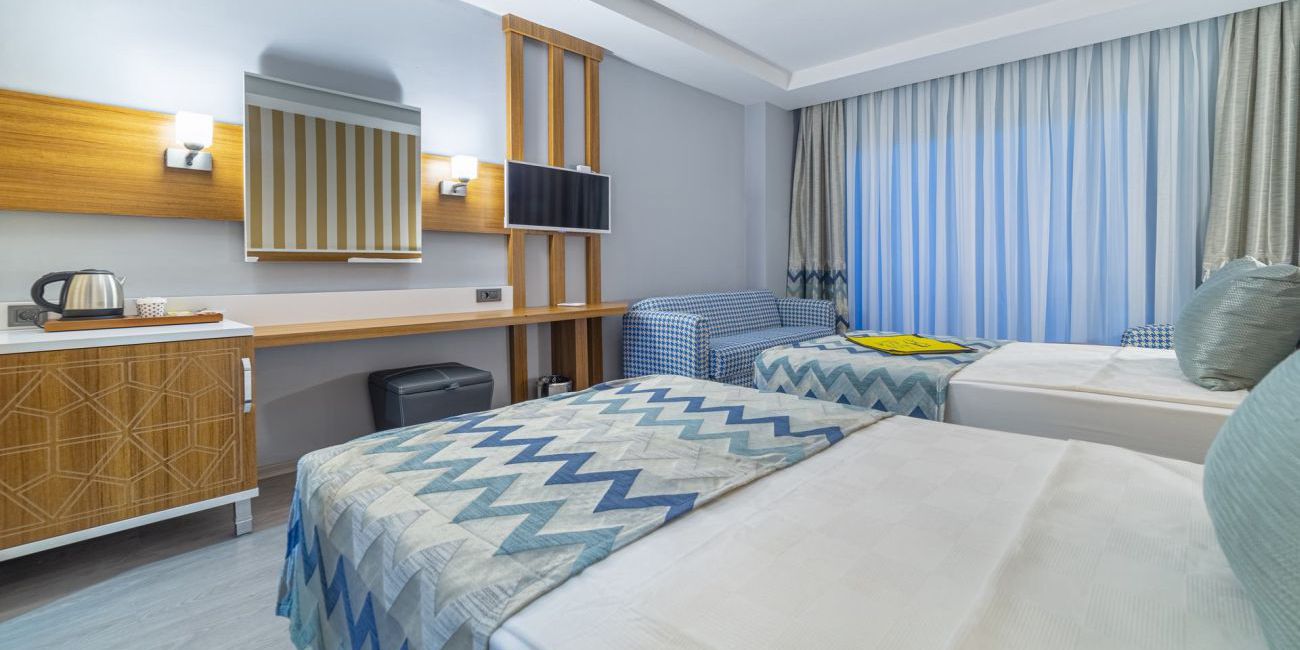 Hotel Lonicera Premium 4*  Alanya 