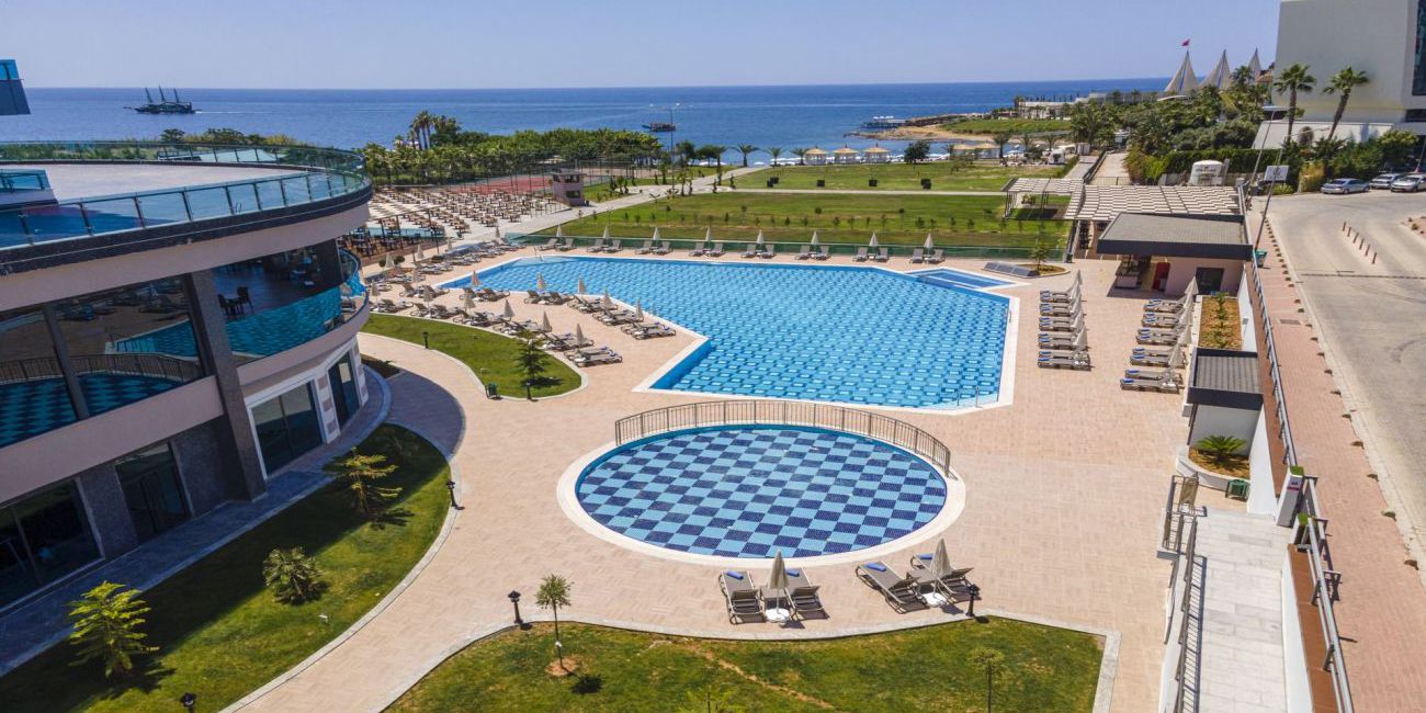 Hotel Lonicera Premium 4*  Alanya 