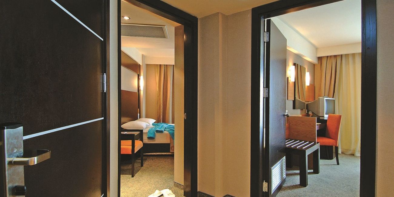 Hotel M.C. Arancia Resort  5*  Alanya 