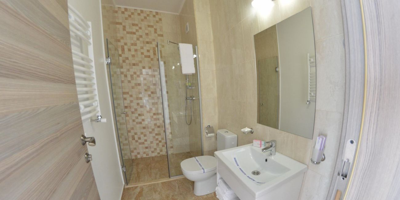 Hotel Mera Brise 4*  Mangalia 