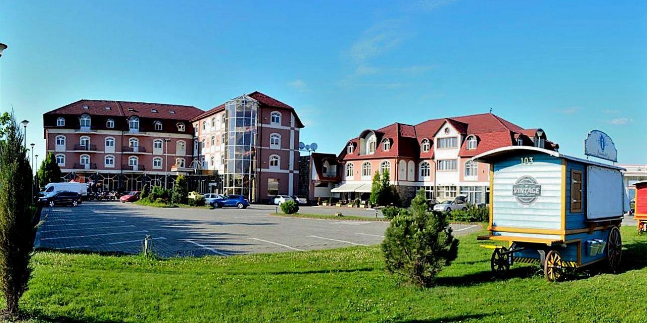 Hotel Mercure Sibiu Airport 4*  Sibiu 