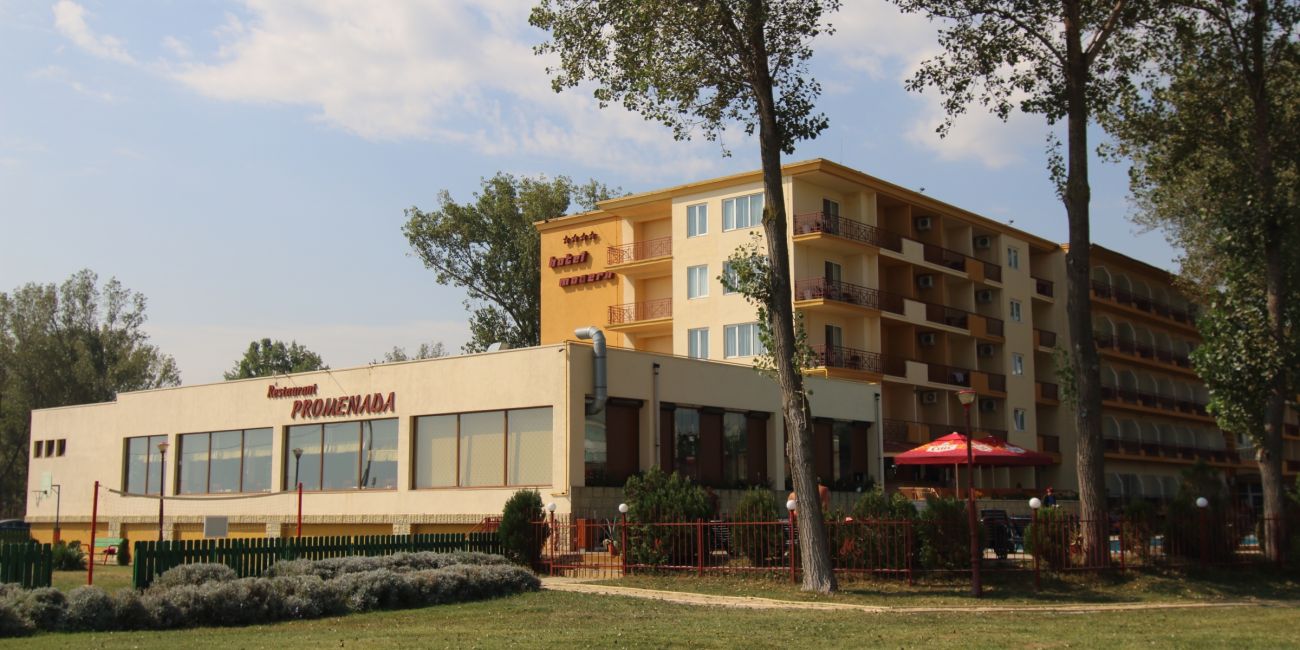 Hotel Modern 4*  Mamaia 