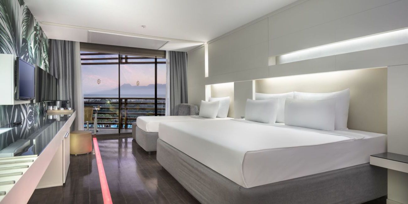 Hotel Nirvana Cosmopolitan 5*  Antalya - Lara 