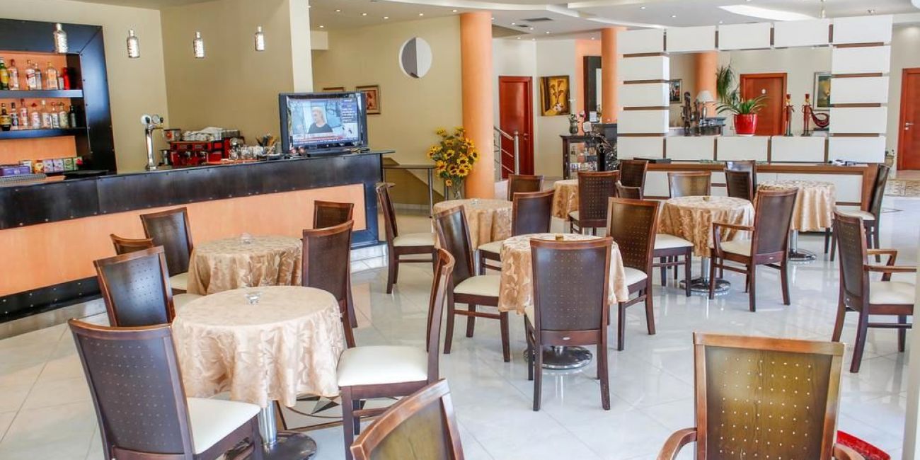 Hotel Oasis 3* Saranda 