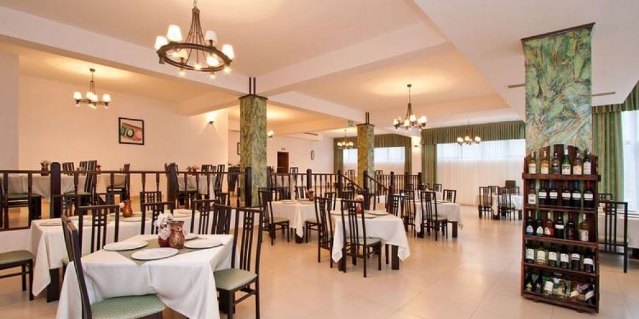 Hotel Orizont Cozia 3* Calimanesti-Caciulata 