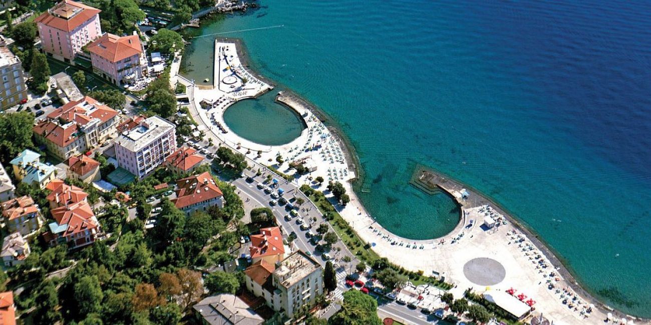 Hotel Palace Bellevue 3*  Opatija 