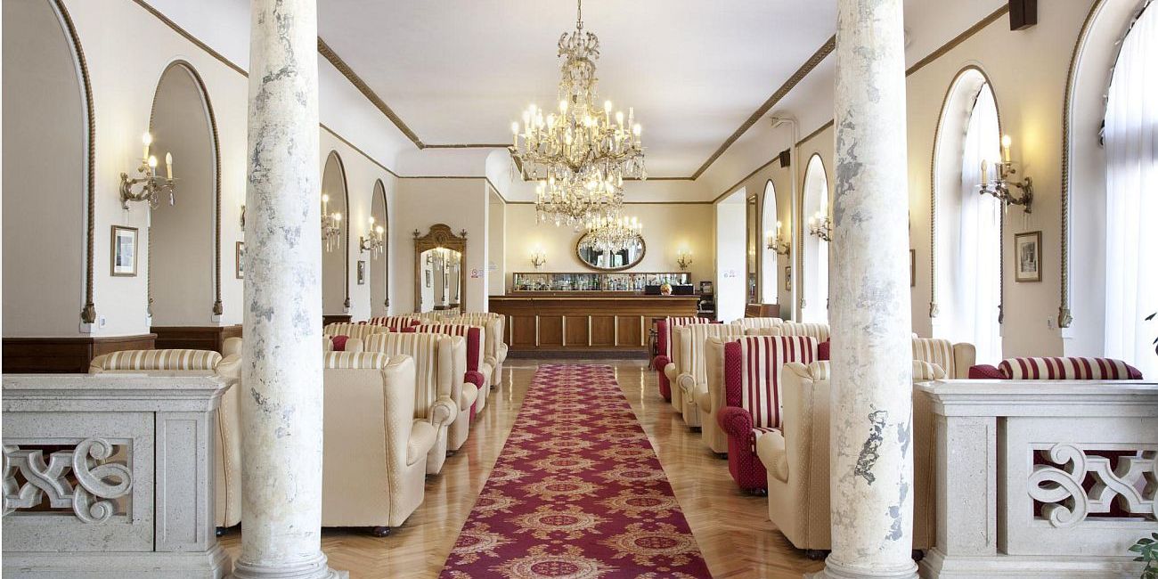 Hotel Palace Bellevue 3*  Opatija 