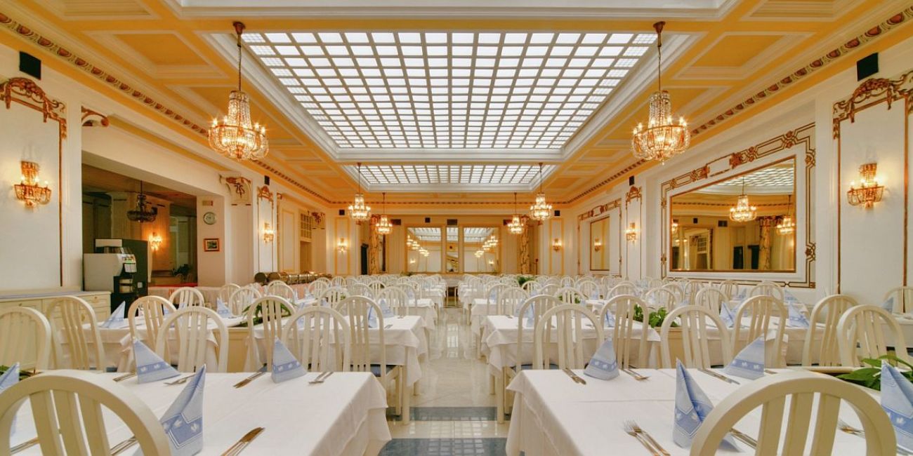 Hotel Palace Bellevue 3*  Opatija 