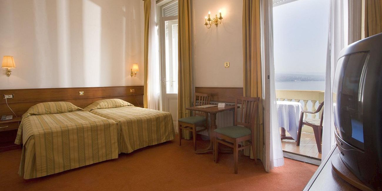 Hotel Palace Bellevue 3*  Opatija 