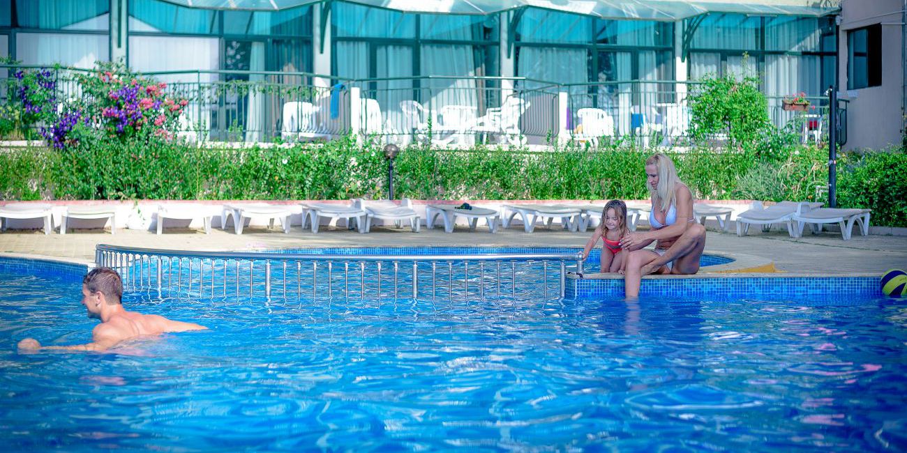 Hotel Palm Beach 4*  Nisipurile de Aur 