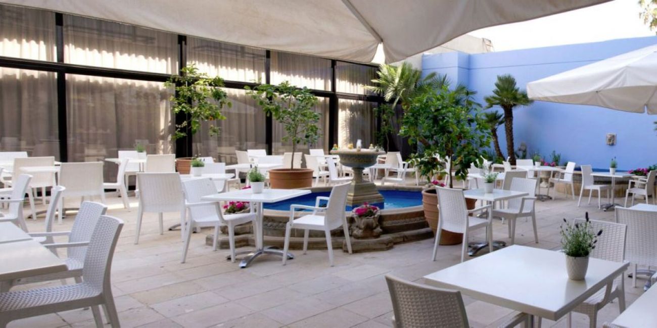 Hotel Palm Beach 4* Larnaca 