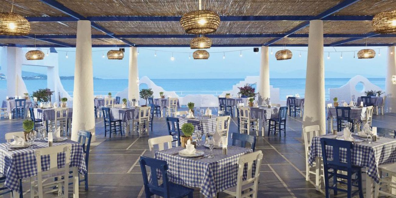 Hotel Paloma Pasha Resort 5*  Kusadasi 