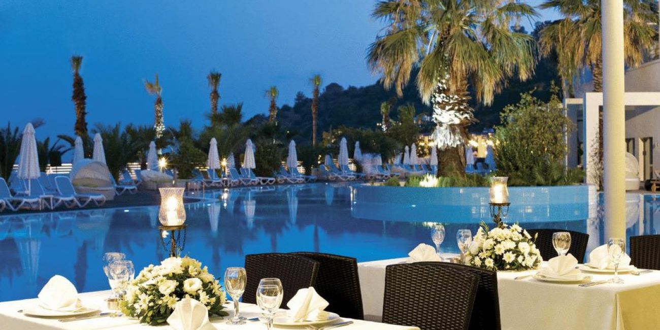 Hotel Paloma Pasha Resort 5*  Kusadasi 