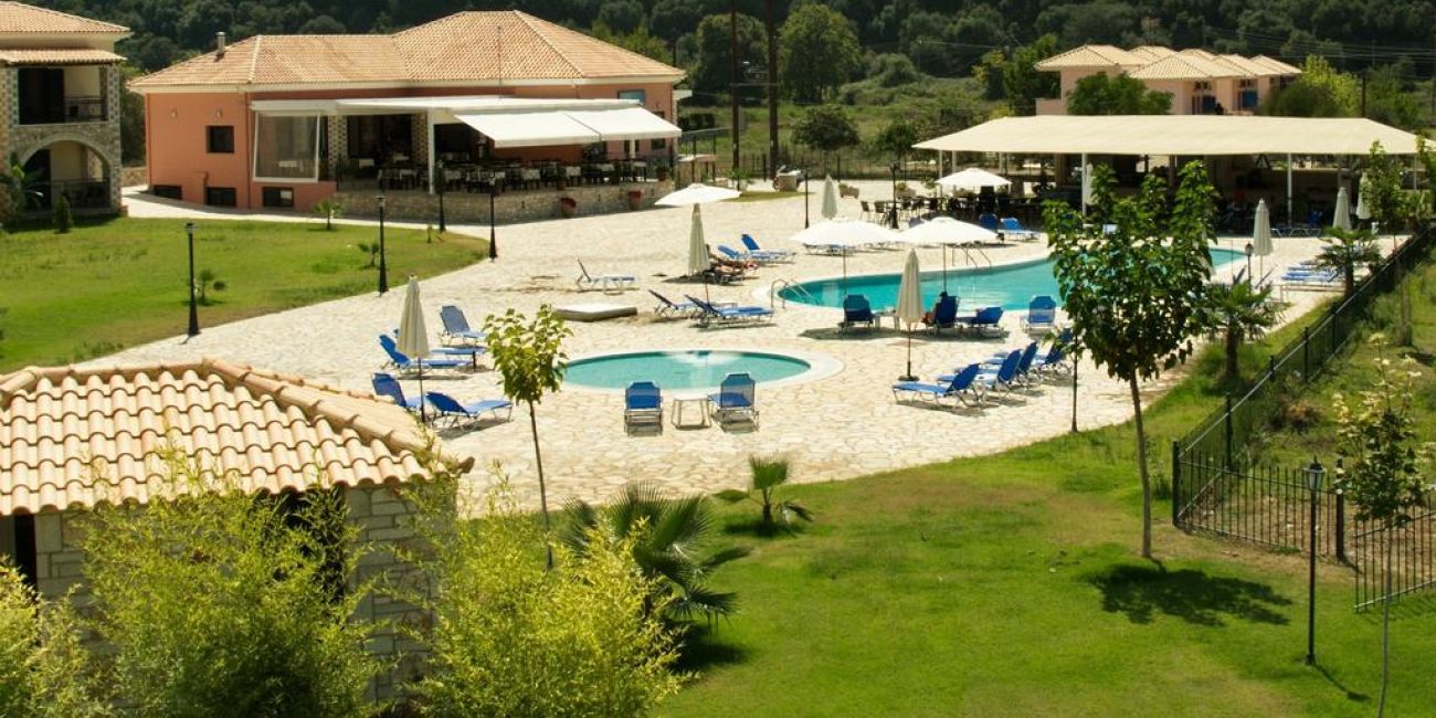 Hotel Perdika Resort 3*  Sivota 