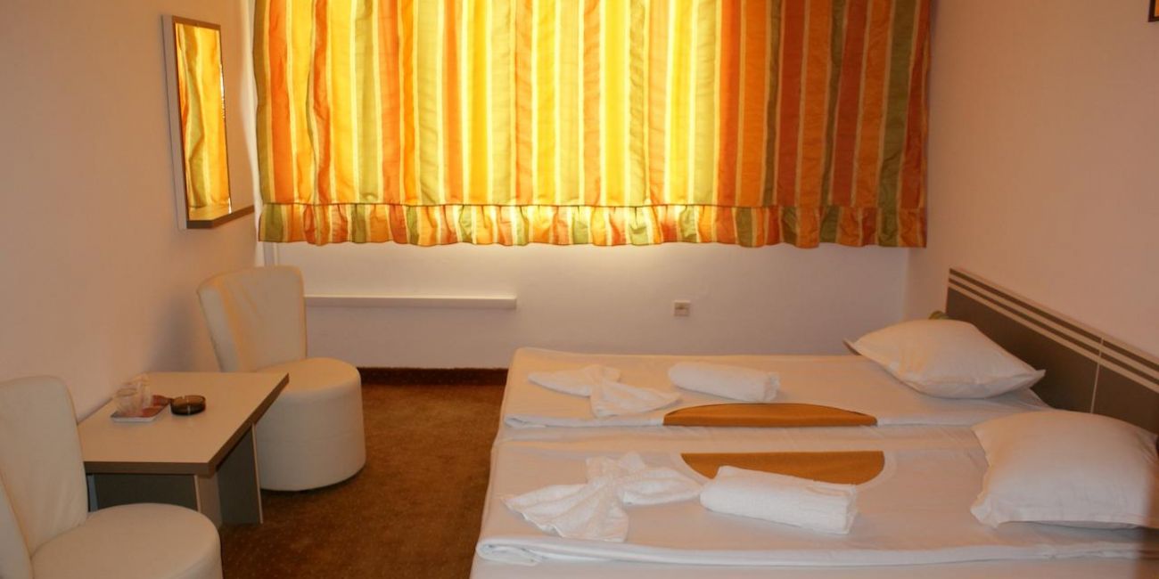 Hotel Pescarus Mamaia 2*  Mamaia 