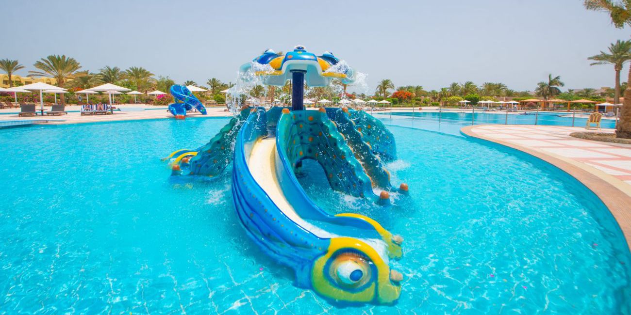 Hotel Pharaoh Azur Resort 4*  Hurghada 