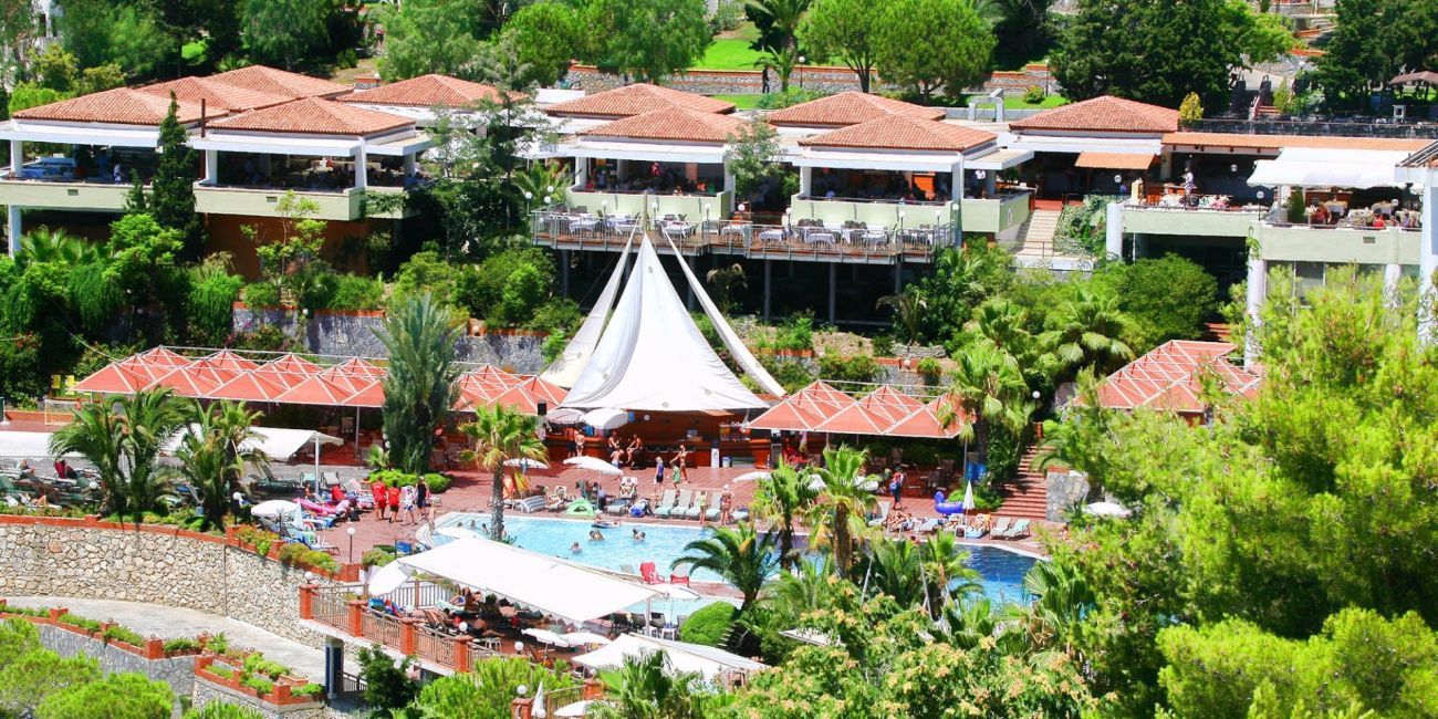 Hotel Pine Bay Holiday Resort 5* Kusadasi 