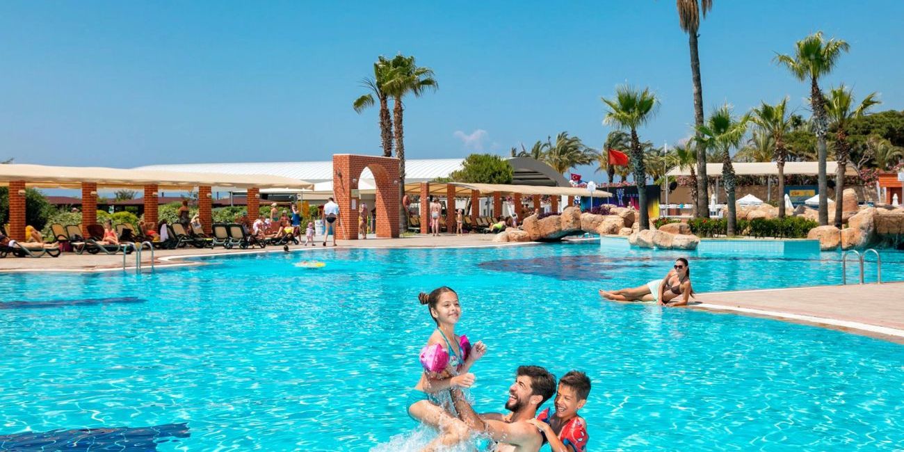 Hotel Pine Beach Belek 5*  Antalya - Belek 