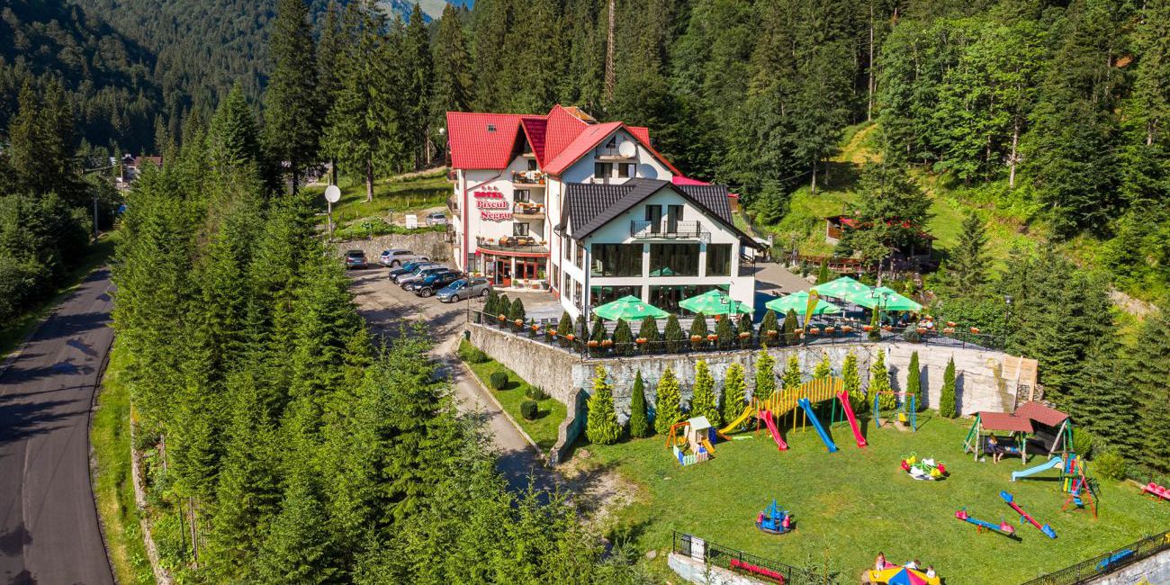 Hotel Piscul Negru 3*  Transfagarasan 