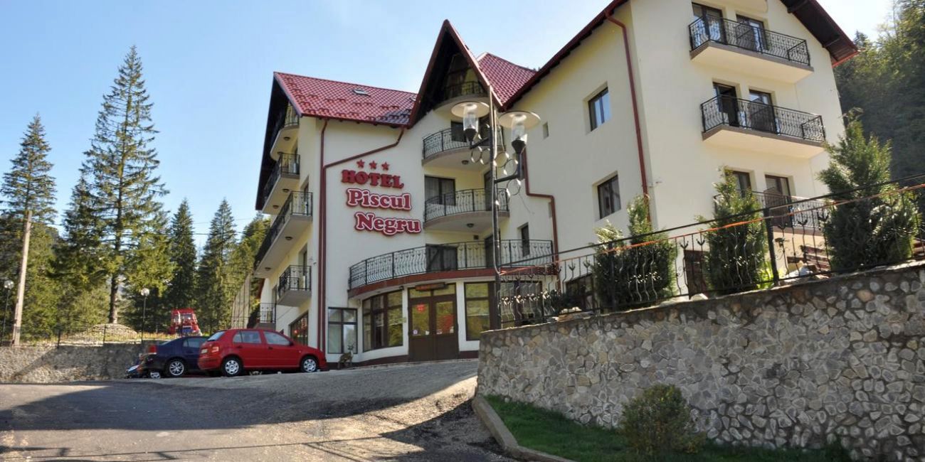 Hotel Piscul Negru 3*  Transfagarasan 