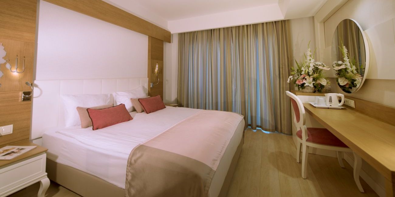 Hotel Port Nature Luxury Resort & Spa 5*  Antalya - Belek 