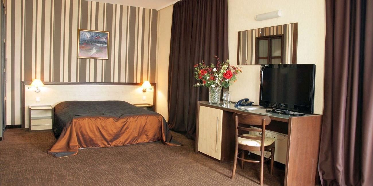 Hotel Premier 4*  Veliko Tarnovo 