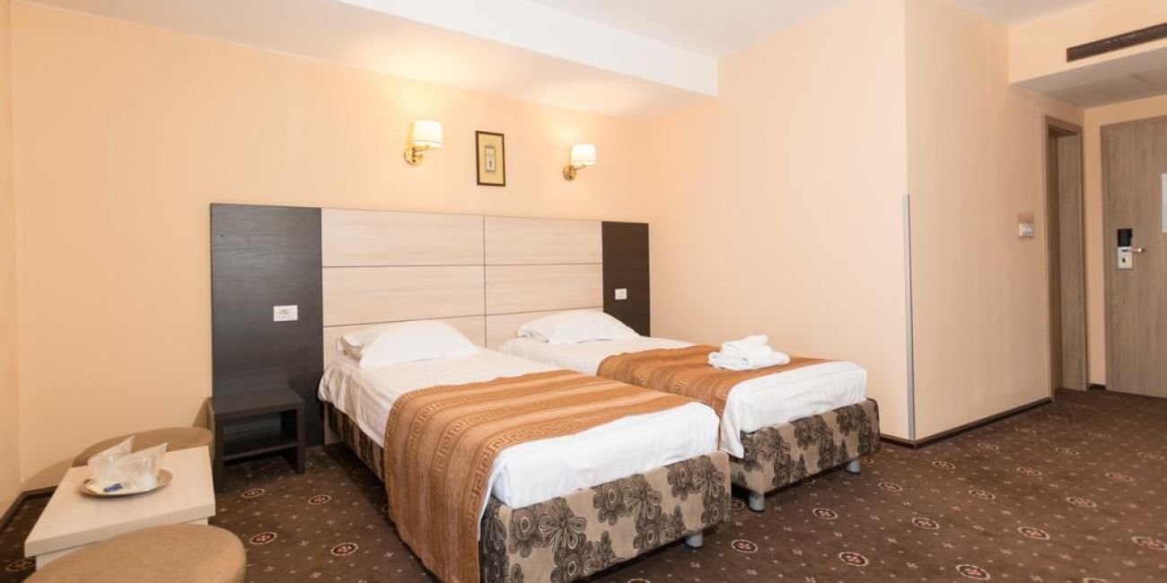 Hotel Q Brasov 3* Brasov 