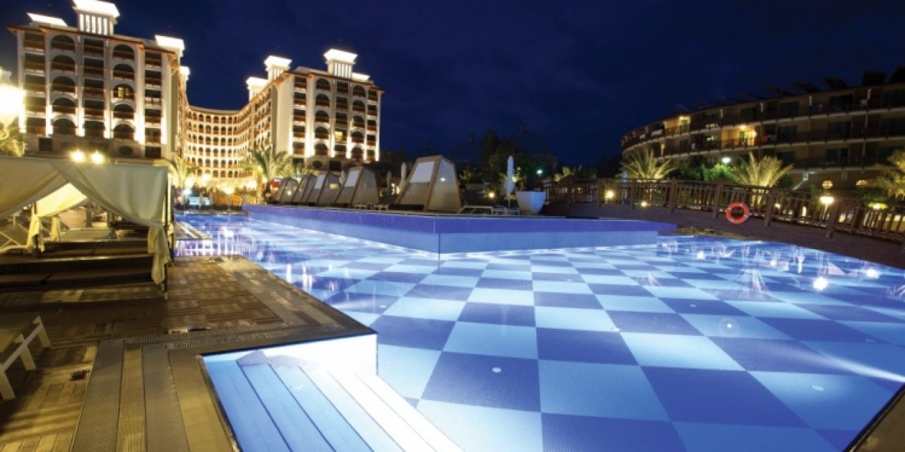 Hotel Quattro Beach Resort & Spa 5* Alanya 